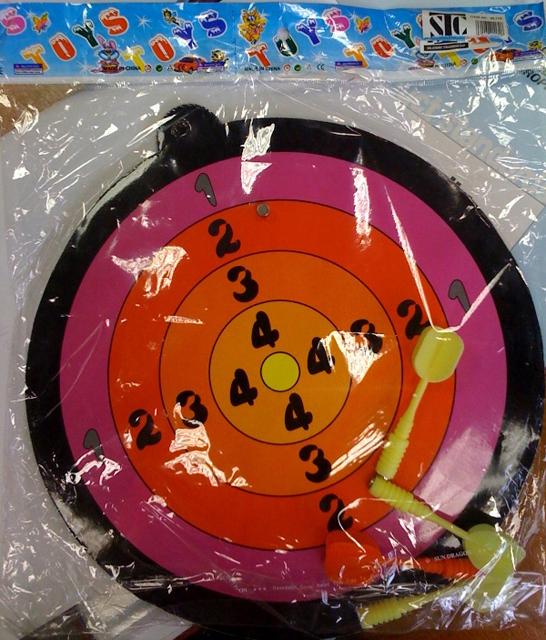 Magnetic Dartboard "Toys"