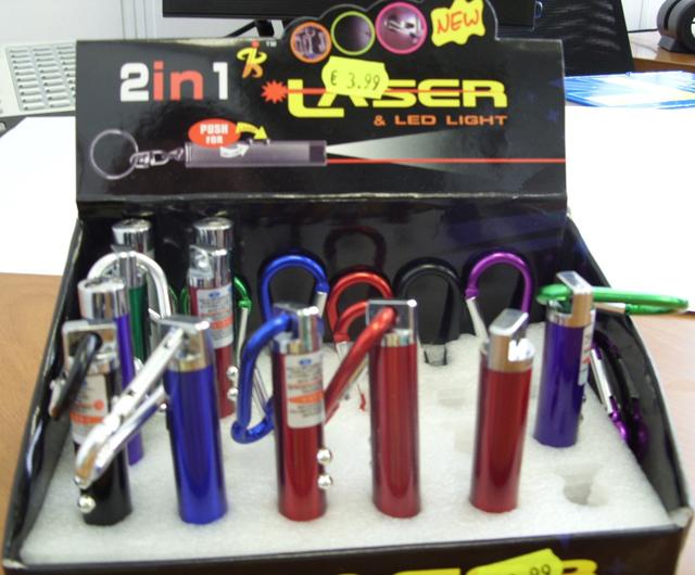 Laser pointers 1) 2 in 1 Super Led Lamp and ke