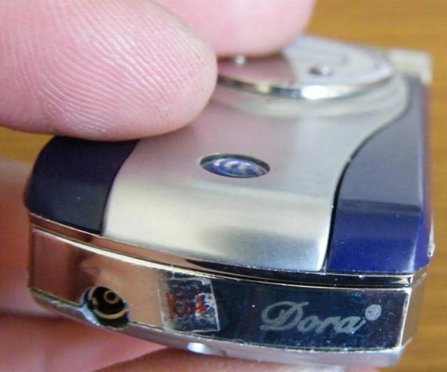 Novelty lighter