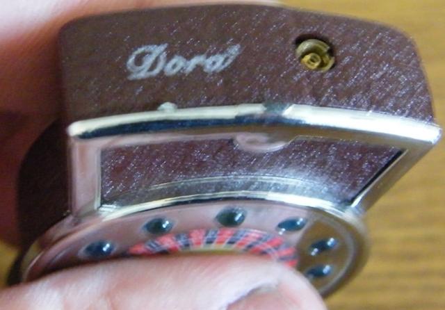 Novelty lighter