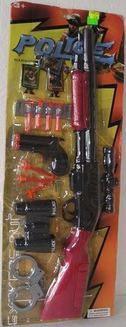 Toy gun set with accessories