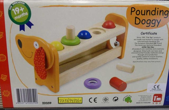 Toy hammering bench "Pounding Doggy"