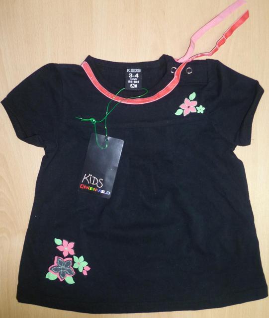Girls’ blouse