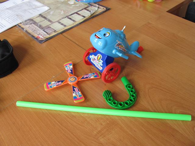 Plane pull toy "Funny Plane"