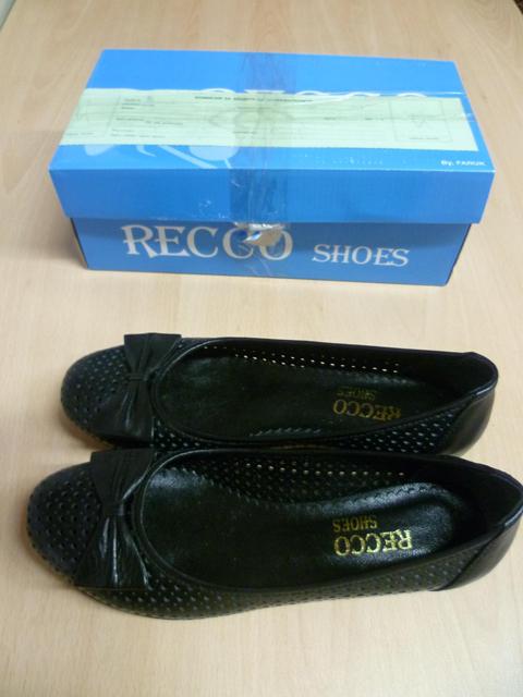 Ladies’ shoes