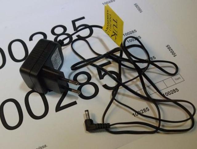 Photo frame with AC Adapter