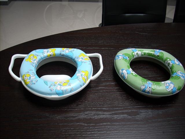 Children’s toilet seats