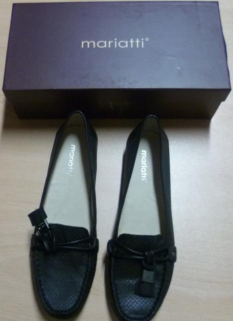 Ladies’ shoes