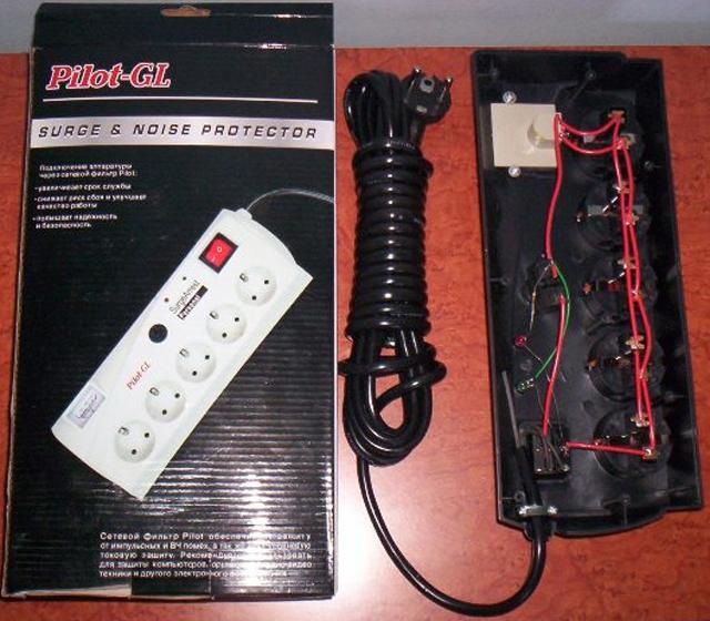 Extension lead "Surge and Noise Protector"