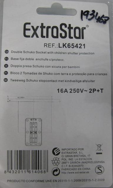 Socket outlet "Base fija doble enchufe"