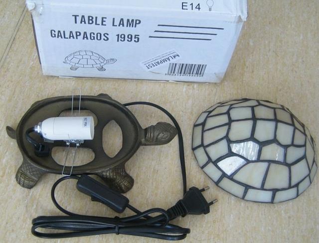 Desk lamp
