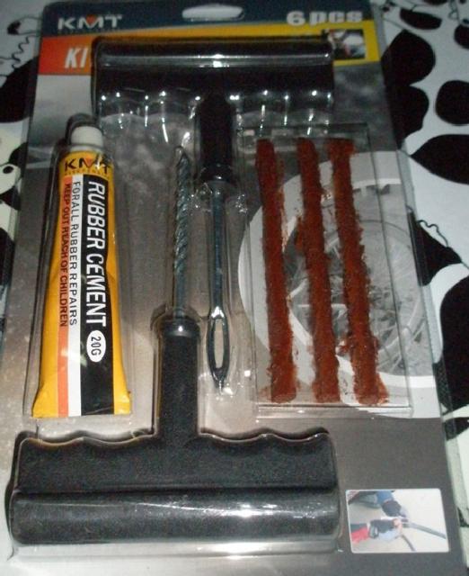 Bicycle tyre repair kit
