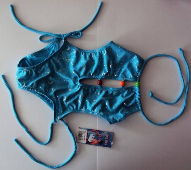 Girls swimsuit