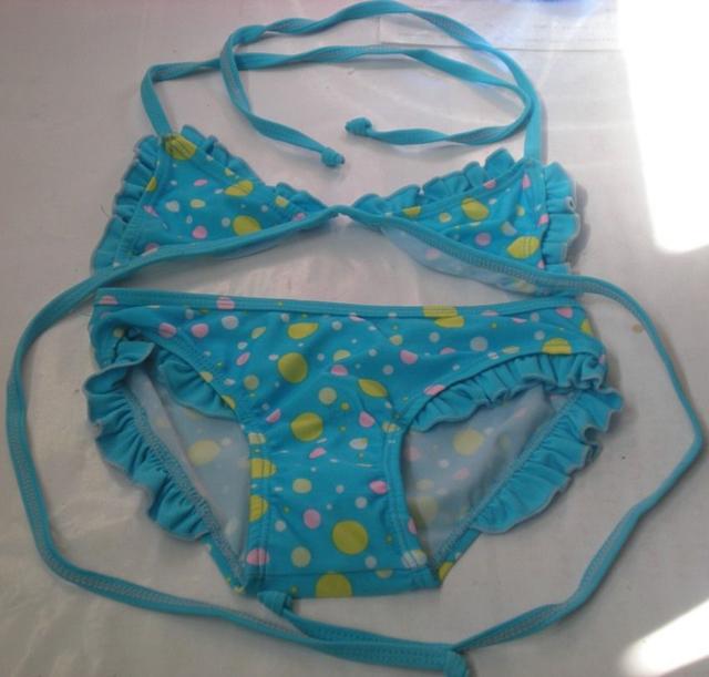 Girl’s bikini