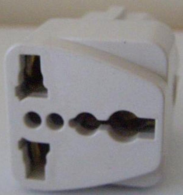 Travel adaptor "AC Power Plug Adapter"