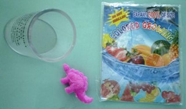 Growing dinosaur "COLORED GROWING"