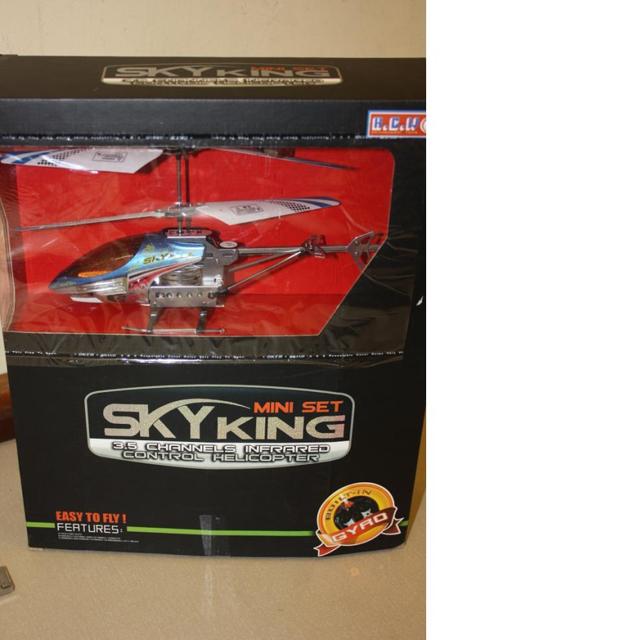 Radio-controlled model helicopter "Sky King"