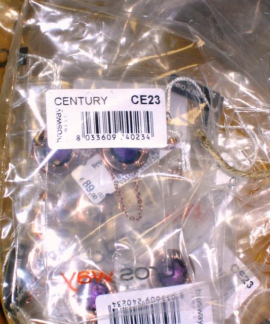 Metal costume jewellery