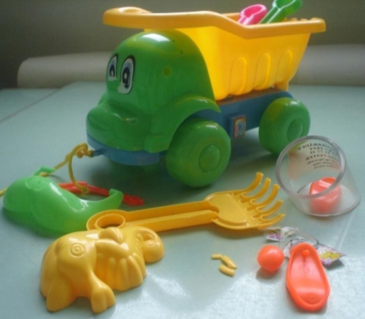 Sand toy set