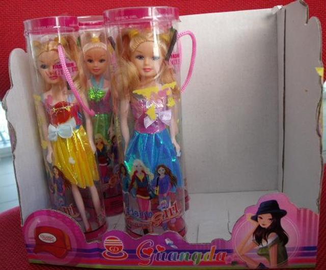 Dolls "Fashion Vogue Girl" and "Modern Girl"