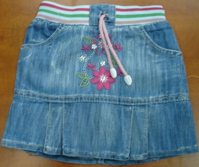 Girls' denim skirt