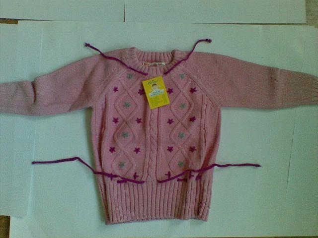 Girls' pullover