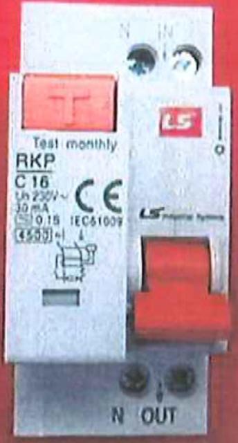Differential circuit-breaker