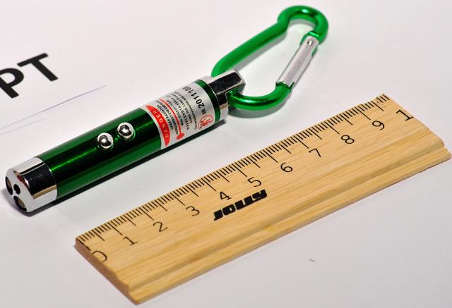 Laser pointer "Key-ring 2 in Laser &amp; Led Light"