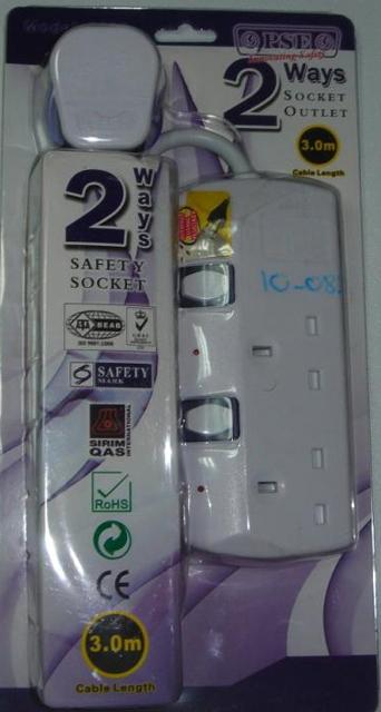 Cord extension set "Safety Socket"