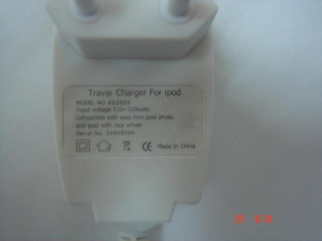 Charger "Travel Charger for iPod" (NOT ORIGINAL PR