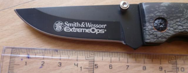Folding pocket knife