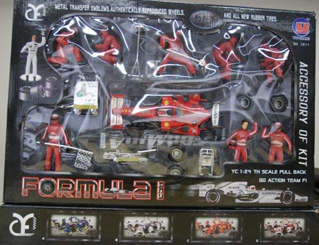 Plastic toy with accessories