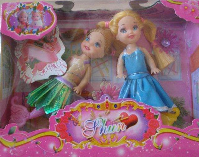 Plastic dolls