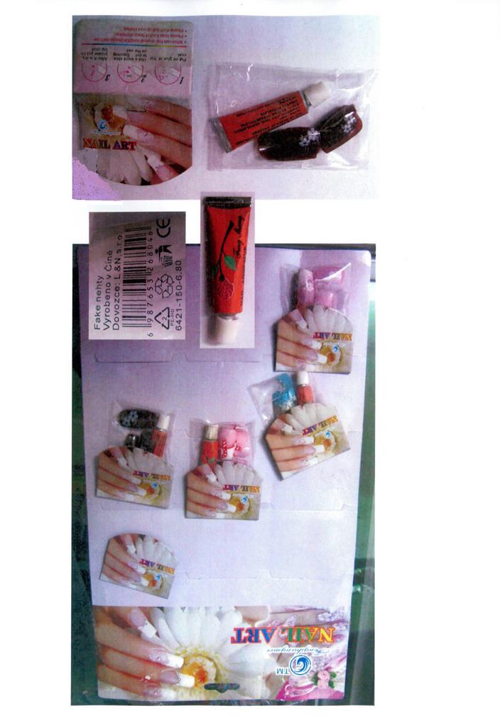 False nails