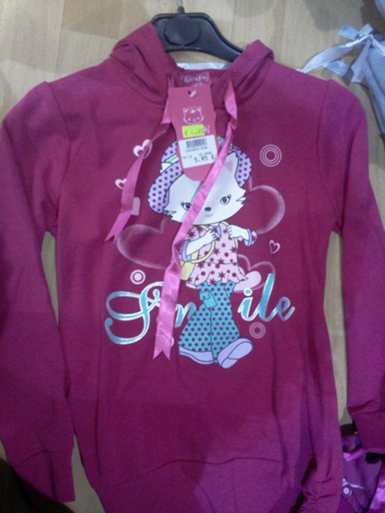 1. Girls' tracksuits 2. Sweatshirt