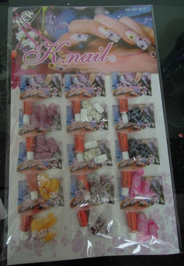False nails