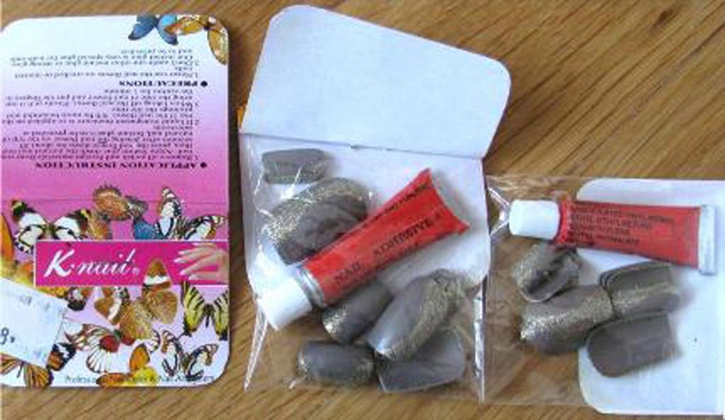 False nails
