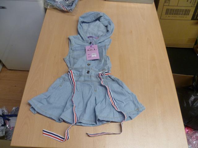 Girl’s dress