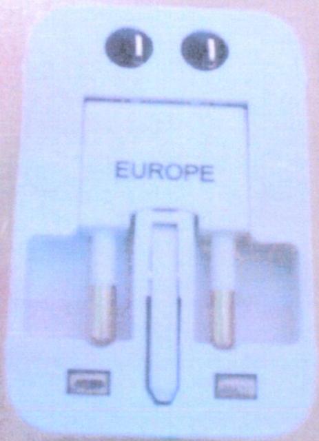 Travel plug adaptor