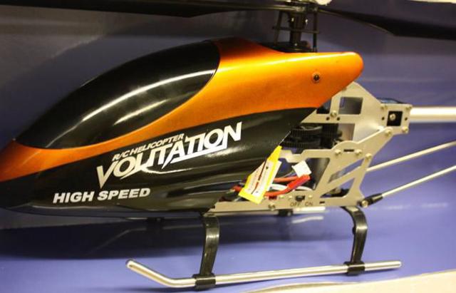 Radio controlled helicopter