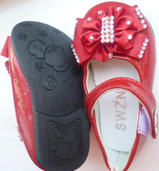 Girls’ shoes