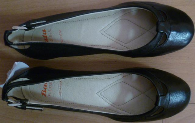 Ladies’ shoes