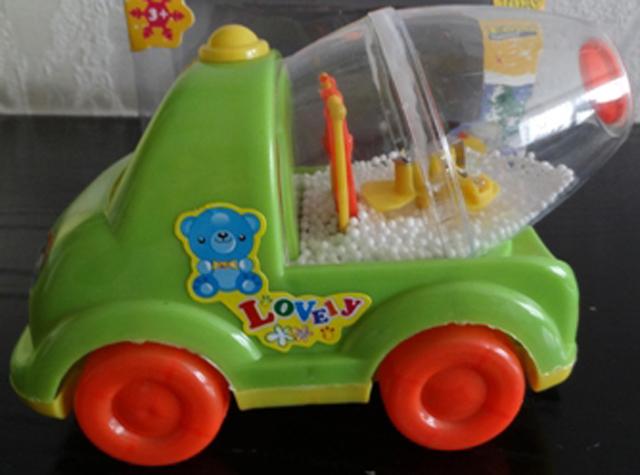 Toy car