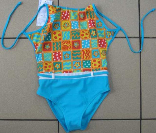 Girls' swimsuit