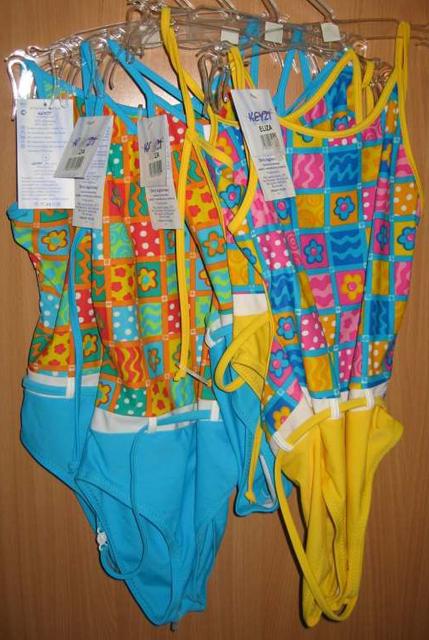 Girls' swimsuit