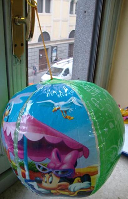 Inflatable ball