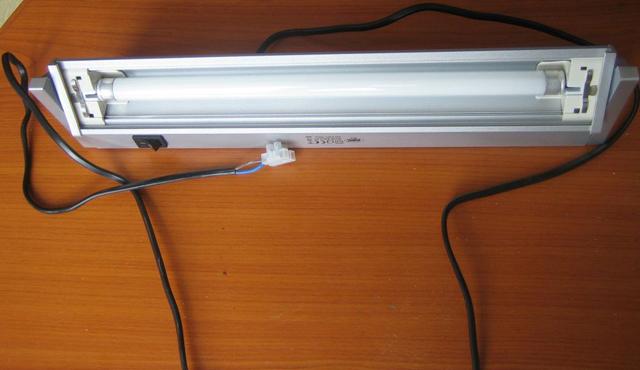 Fluorescent lamp