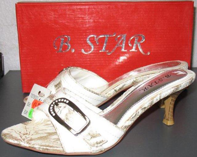 Ladies' shoes