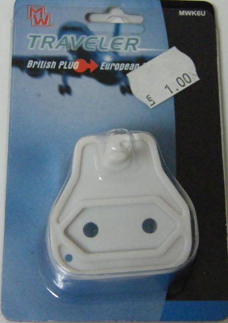 Travel plug adaptor