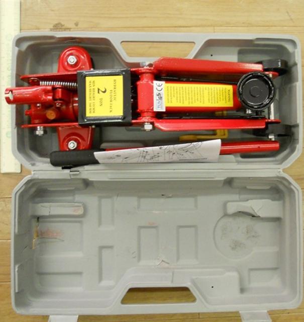 Hydraulic jack